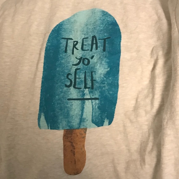 Meet your Posher, Laura - Picture 1 of 1